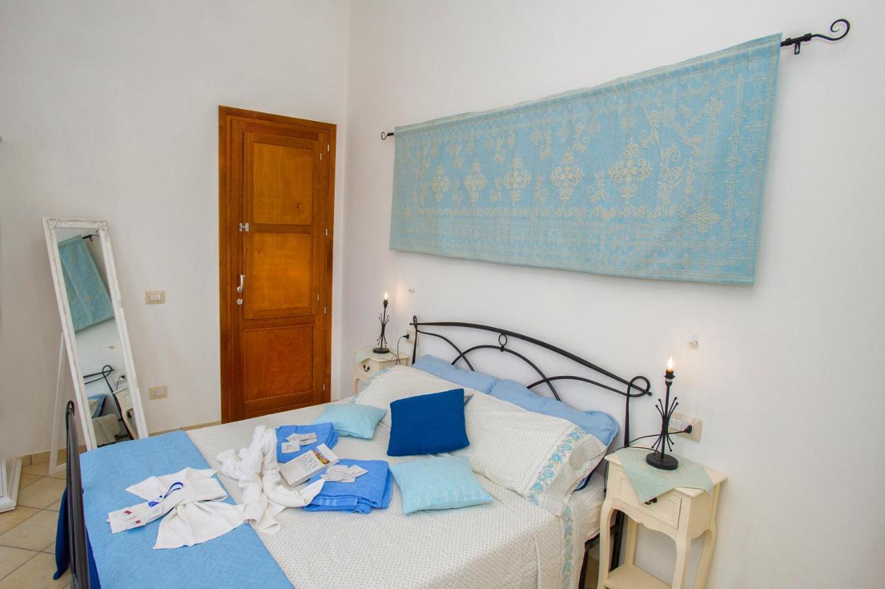 Holiday Room Sa Tebia Oristano Exterior foto